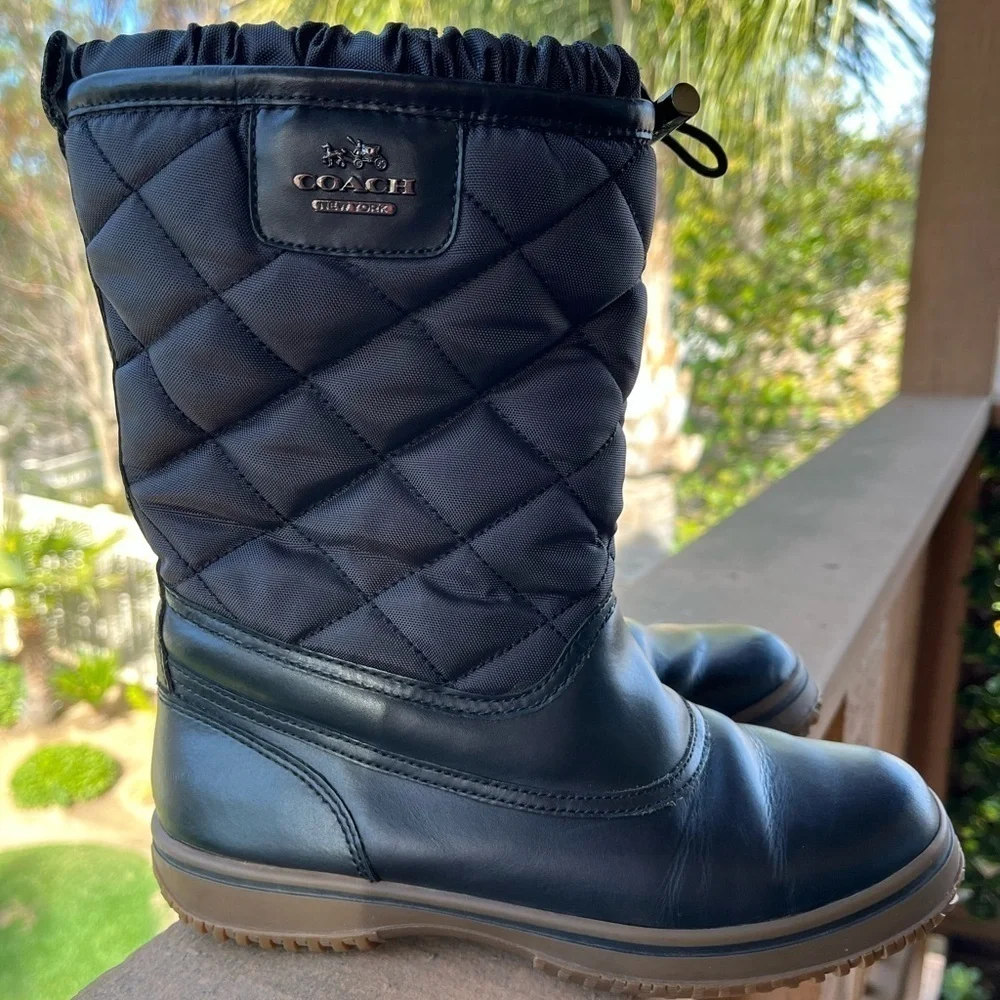 Coach Samara Black Quilted All Weather Winter Boots Womens Size US 5B